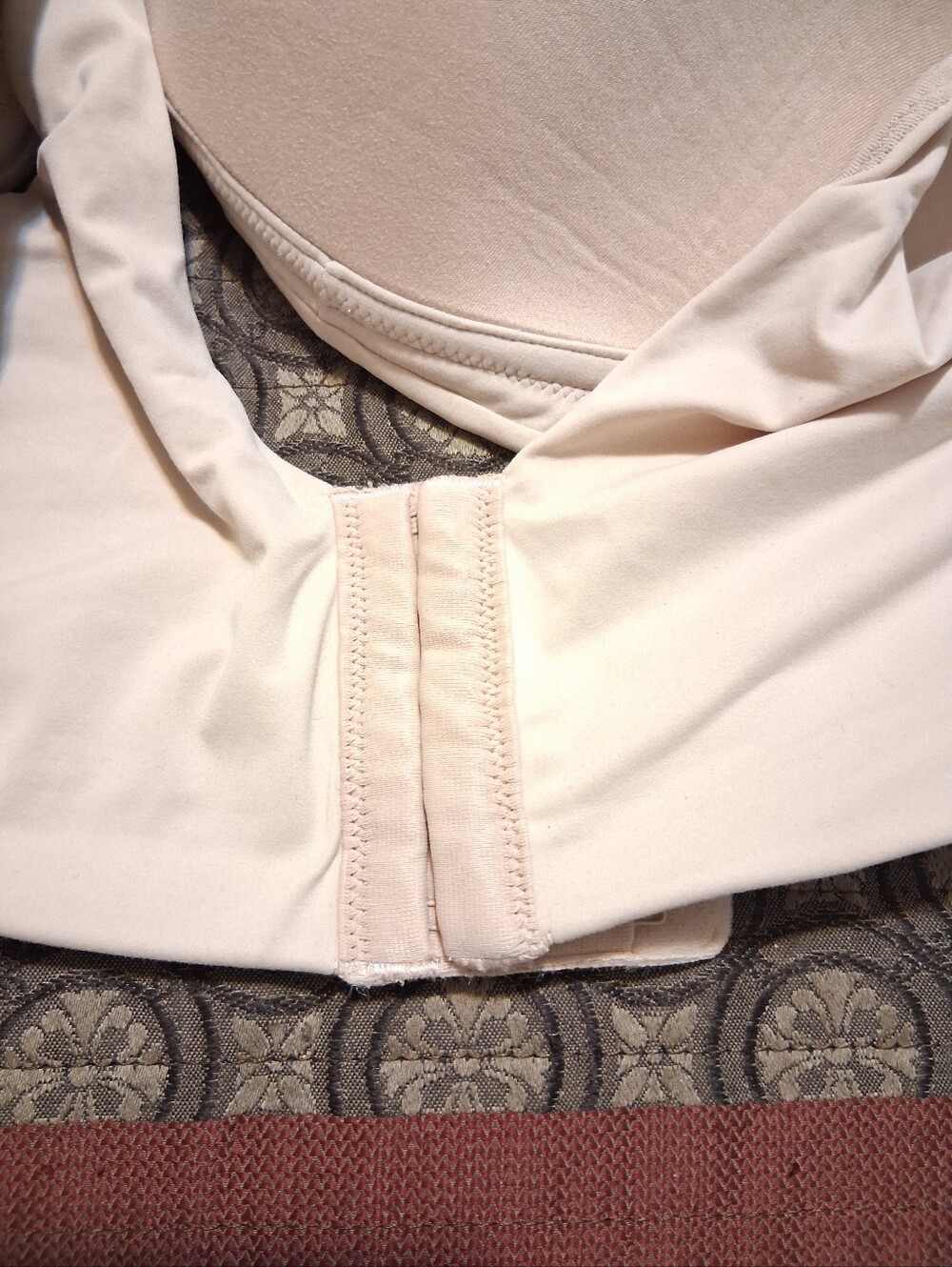 Torrid Feelthe Fit Bra Sz40G Wireless Ligh Cream Pink Adjustable Straps Comfy - Picture 4 of 15